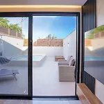 Coral Suites Boutique